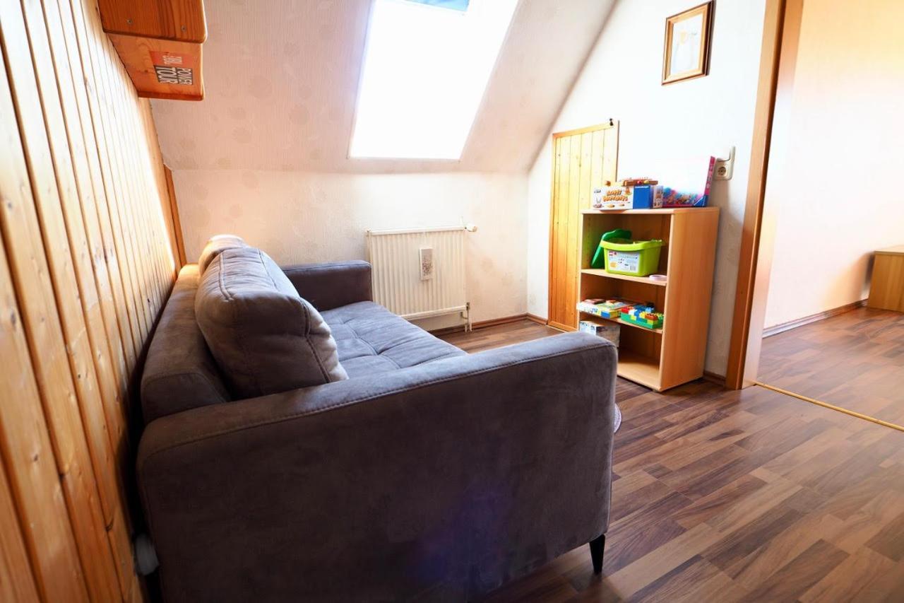 Ferienhaus Neumann - Ein Ganzes Haus Fuer Ihren Urlaub! Hessenburg Kültér fotó