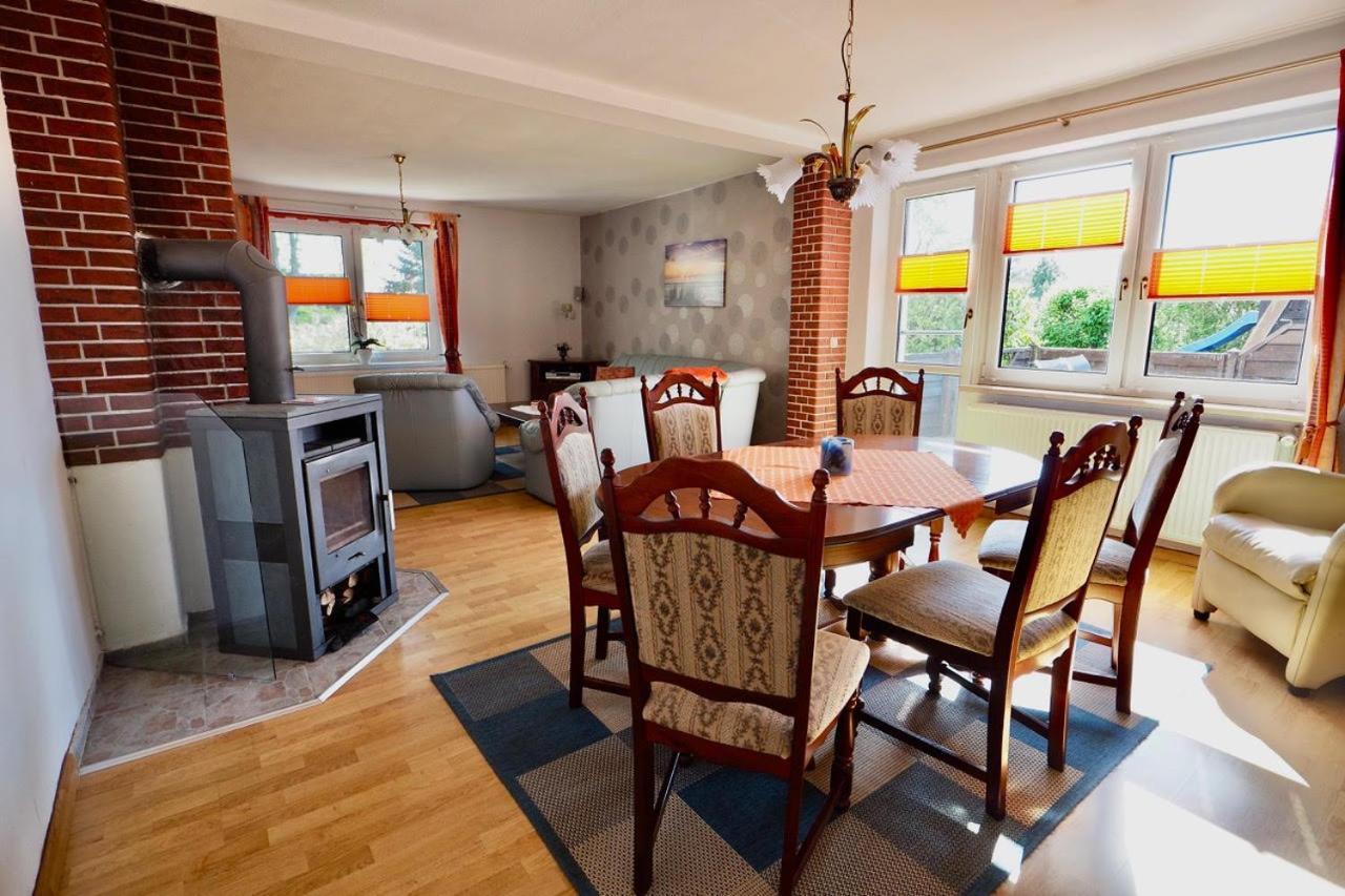 Ferienhaus Neumann - Ein Ganzes Haus Fuer Ihren Urlaub! Hessenburg Kültér fotó